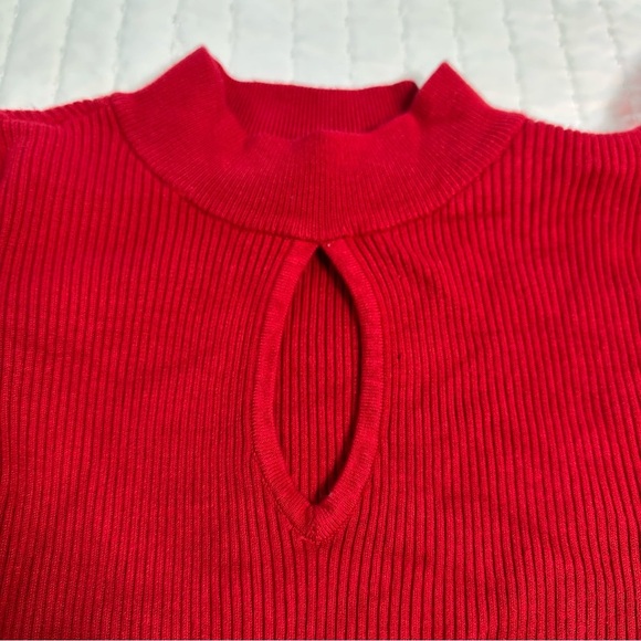 7 Avenue High Neck With Sheer Flutter Sleeve & Key Hole Neck Holiday Christmas - Picture 6 of 11